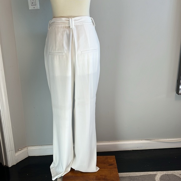 NWT — BIEGE & COCO — White Straight Legged Pant w/ adjustable belt - Picture 2 of 6